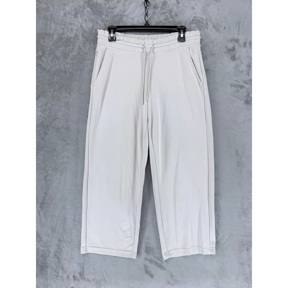 Athleta Seasoft Straight Pant Womens Medium Light Gray High‎ Rise Crop 982929-01